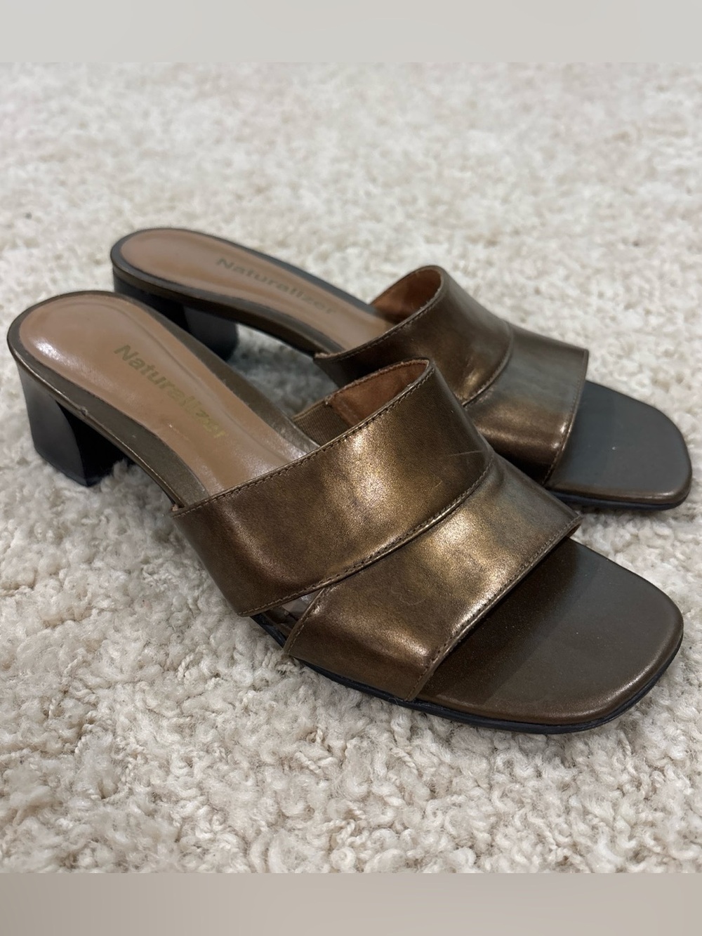 Naturalizer Bronze Metallic Mule Block Heel Square Toe Slip On Sandals Size 6M